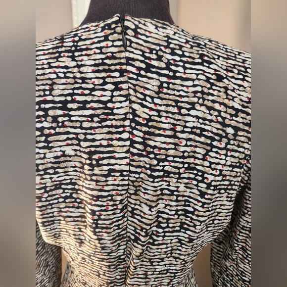 Vintage Silk Carolina Herrera Dress Size 6 - Picture 6 of 15